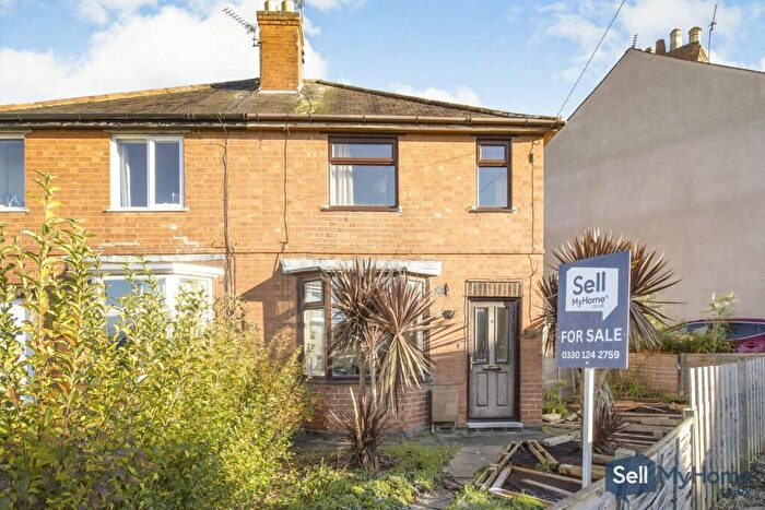 2 Bedroom Semi-Detached House For Sale In Lorraine Road, Leicester, LE2