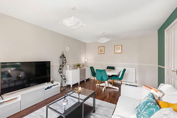 2 Bedroom Flat For Sale In / Greenpark, Gilmerton, Edinburgh, EH17
