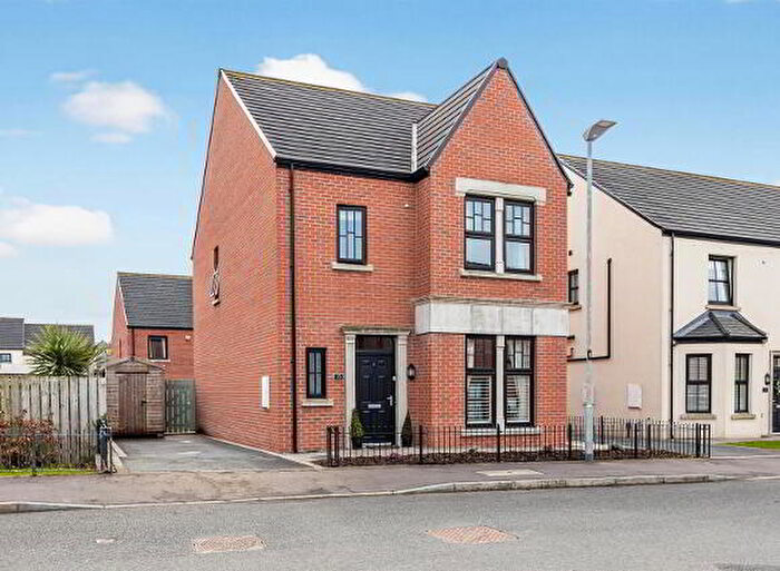 4 Bedroom Detached House For Sale In Castlegowan Place, Belfast, BT5