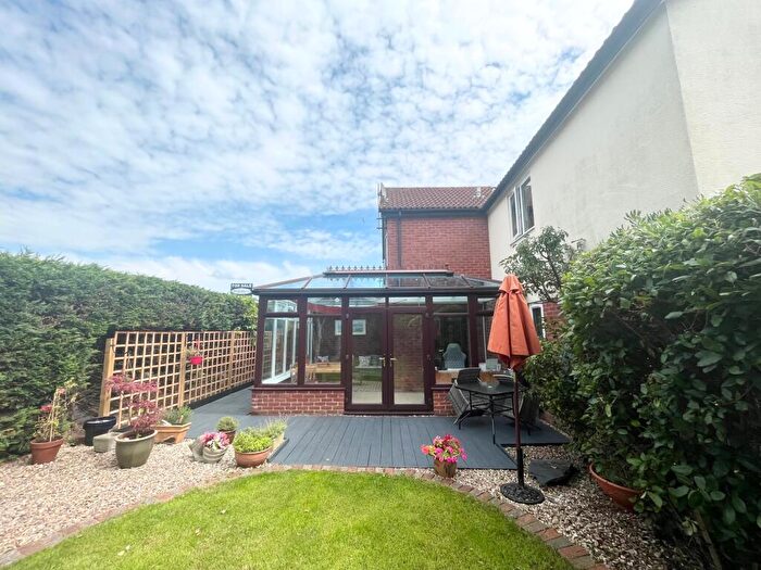 2 Bedroom House To Rent In Speedwell Drive, Christchurch, BH23