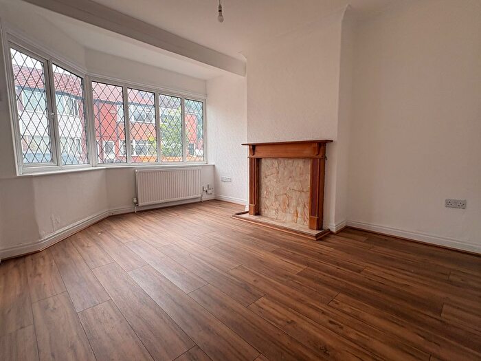 2 Bedroom Semi-Detached House To Rent In Rossall Avenue, Manchester, M26