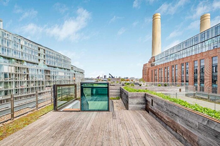 2 Bedroom Flat To Rent In Circus Road West, London, SW11