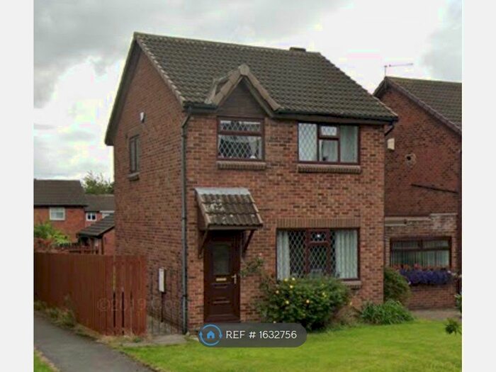 3 Bedroom Detached House To Rent In Lea Park Garth, Leeds, LS10