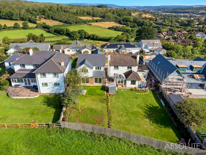 4 Bedroom Detached House For Sale In Whilborough Road, Kingskerswell, Newton Abbot, Devon, TQ12