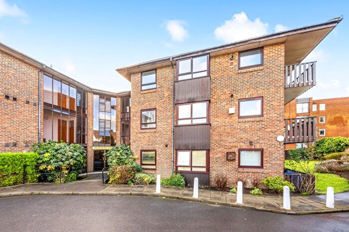 2 Bedroom Flat For Sale In Brangwyn Court, Brighton, BN1