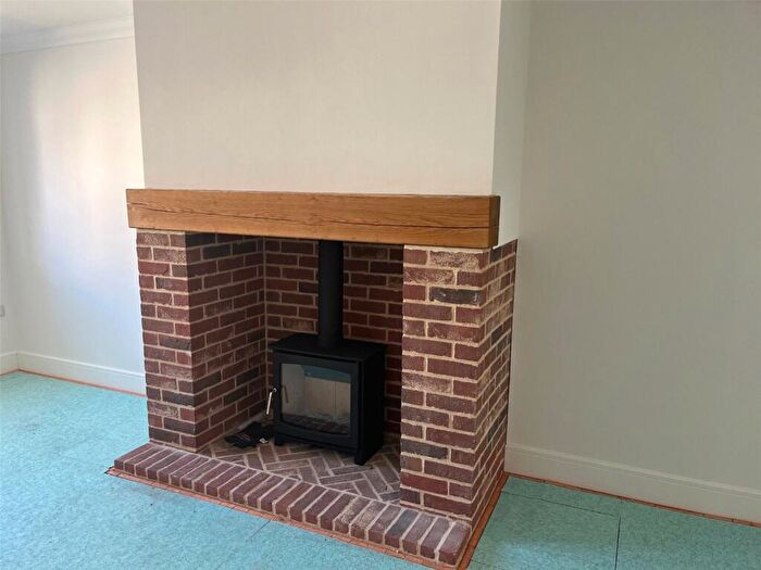 4 Bedroom Detached House For Sale In Old Coopers Yard, Aslacton, Norwich, Norfolk, NR15