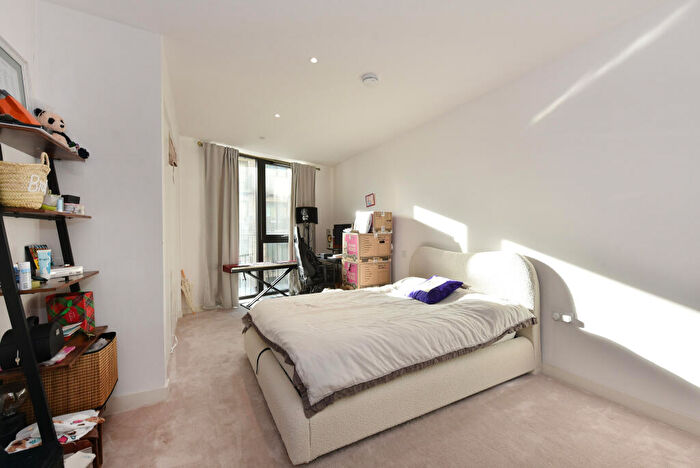 1 Bedroom Flat For Sale In Mercier Court, Royal Wharf, E16