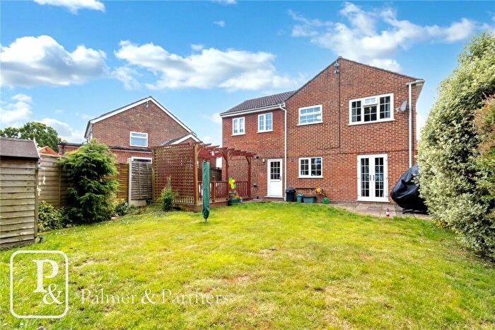4 Bedroom Detached House For Sale In Green Acres Road, Layer-de-la-Haye, Colchester, Essex, CO2