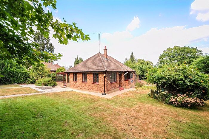 3 Bedroom Bungalow For Sale In St. Aubyns Close, Orpington, BR6