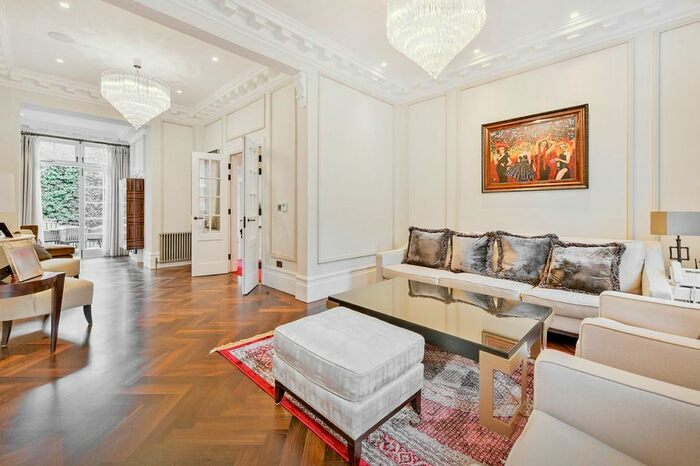 5 Bedroom Terraced House To Rent In Chapel Street, Belgravia, London, SW1X