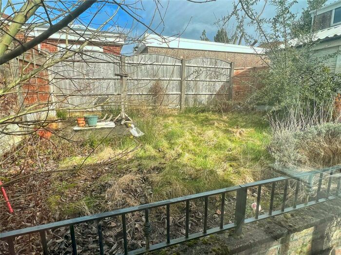 2 Bedroom Bungalow For Sale In Arundel Close, Carrbrook, Stalybridge