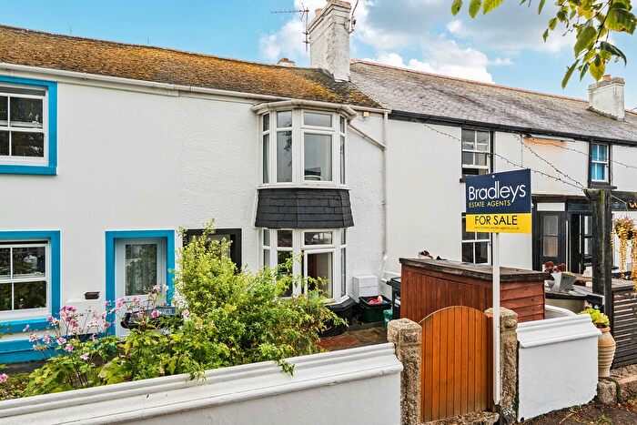 2 Bedroom Terraced House For Sale In Commercial Road, Hayle, Cornwall, TR27