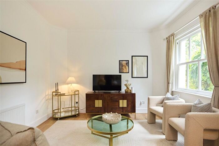 2 Bedroom Apartment To Rent In Carlton Hill, London, NW8