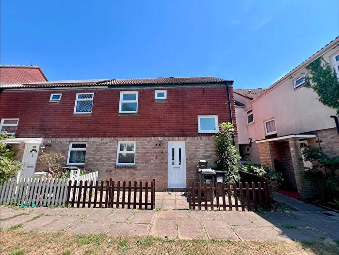 3 Bedroom House To Rent In Birch Drive, BH8