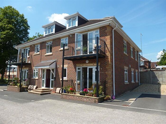 2 Bedroom Flat To Rent In The Packway, Larkhill, Salisbury, SP4