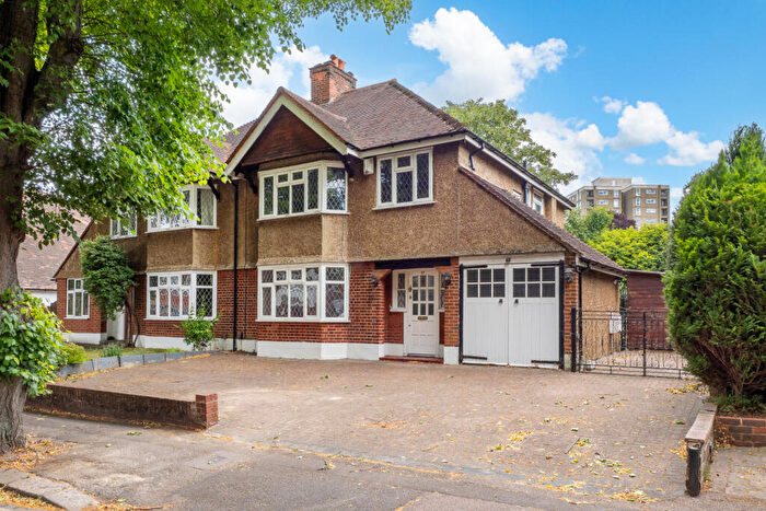 4 Bedroom Semi-Detached House For Sale In Camborne Road, Sutton, SM2