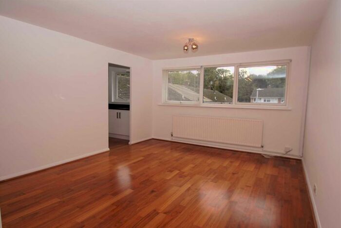 2 Bedroom Apartment To Rent In Brookside, Hertford, SG13