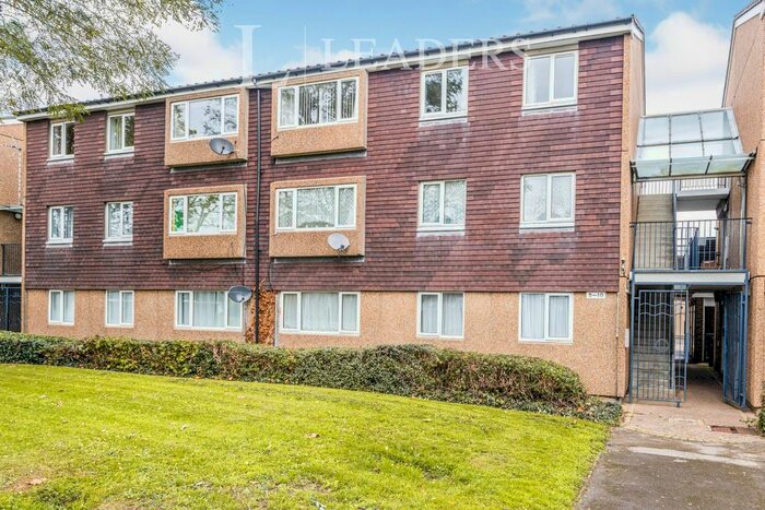 2 Bedroom Flat To Rent In Pipit Close, Gosport, PO12