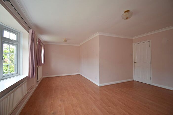 2 Bedroom Detached Bungalow For Sale In Woodfin Croft, Chelford, SK11