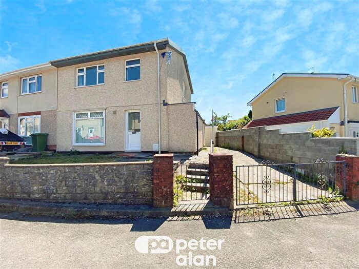 3 Bedroom Semi-Detached House To Rent In Maescynon, Hirwaun, Aberdare, CF44