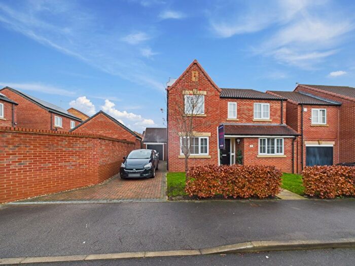 4 Bedroom Detached House For Sale In Oxland Drive, Hull, HU8