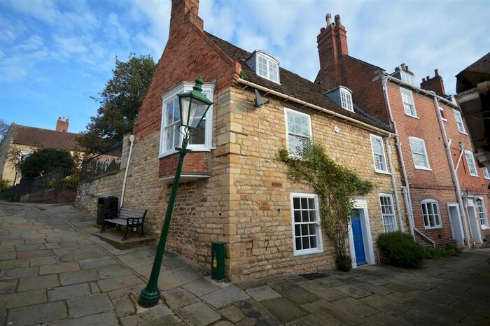 3 Bedroom Property To Rent In Greestone Terrace, Lincoln, LN2