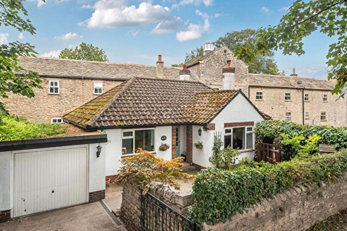 2 Bedroom Detached Bungalow For Sale In Hillam Hall Lane, Hillam, Leeds, LS25