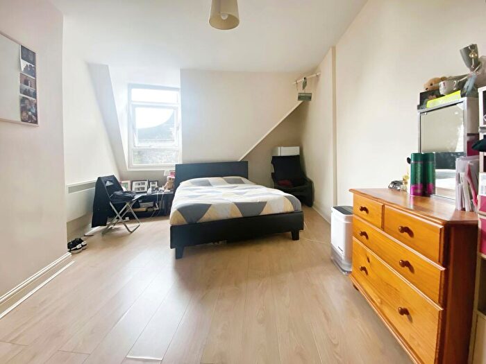 1 Bedroom Apartment To Rent In The Exchange Building, Central Road, Leeds, West Yorkshire, LS1