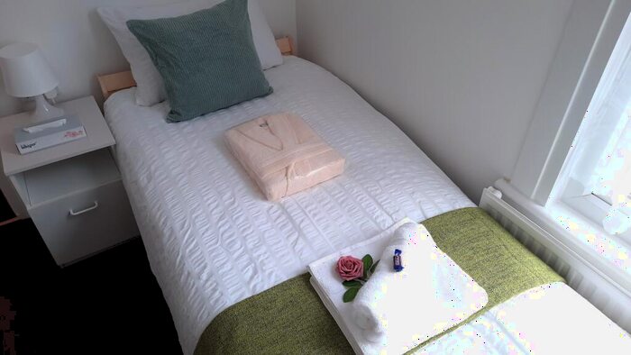 1 Bedroom House To Rent In Beck Road, London, E8