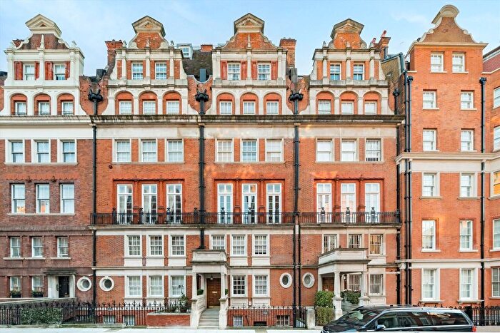 2 Bedroom Flat To Rent In Balfour Place, Mayfair, W1K