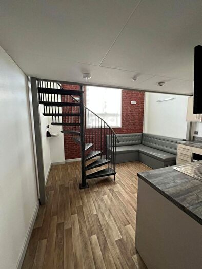 1 Bedroom Apartment To Rent In Jesmond Exchange, Newcastle Upon Tyne, NE2