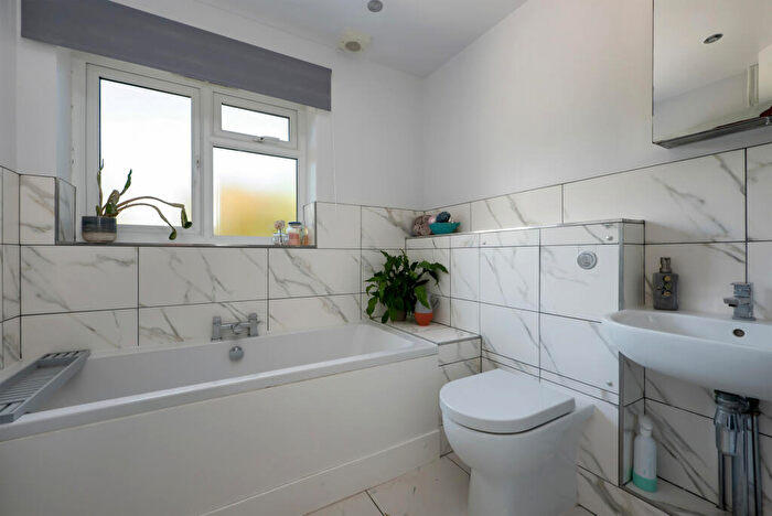 2 Bedroom Terraced House For Sale In Herne Bay Road, Whitstable, Kent, CT5
