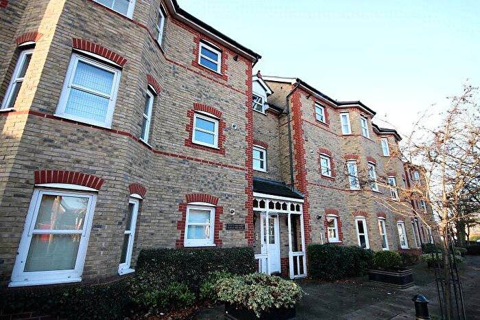 2 Bedroom Apartment To Rent In Rainsford Road, Chelmsford, Essex, CM1
