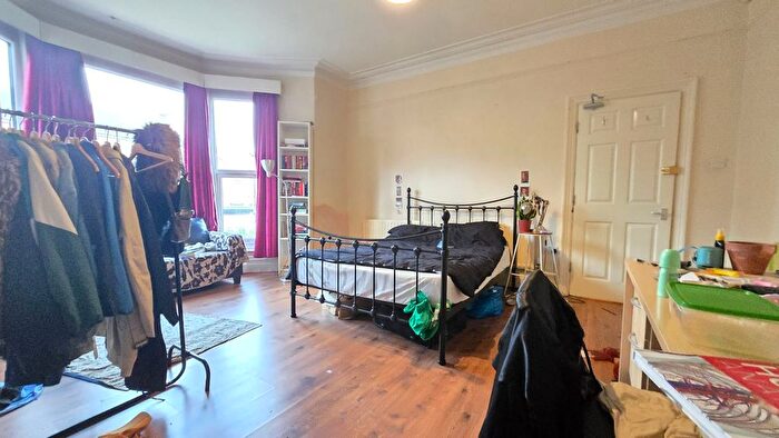1 Bedroom Semi-Detached House To Rent In Conduit Road, Sheffield, S10
