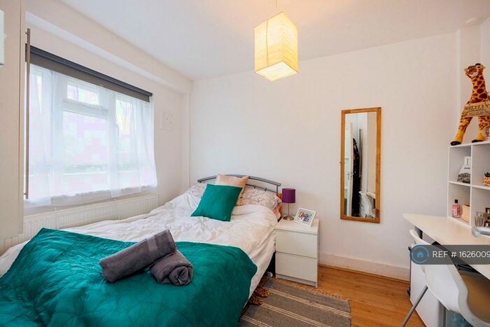 4 Bedroom Flat To Rent In President House, London, EC1V