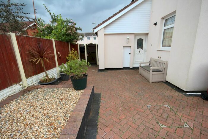 2 Bedroom Terraced House To Rent In The Close, Stockbridge Village, Liverpool, L28