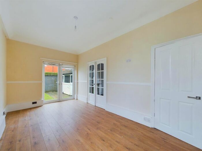 4 Bedroom End Of Terrace House To Rent In Sefton Road, New Brighton