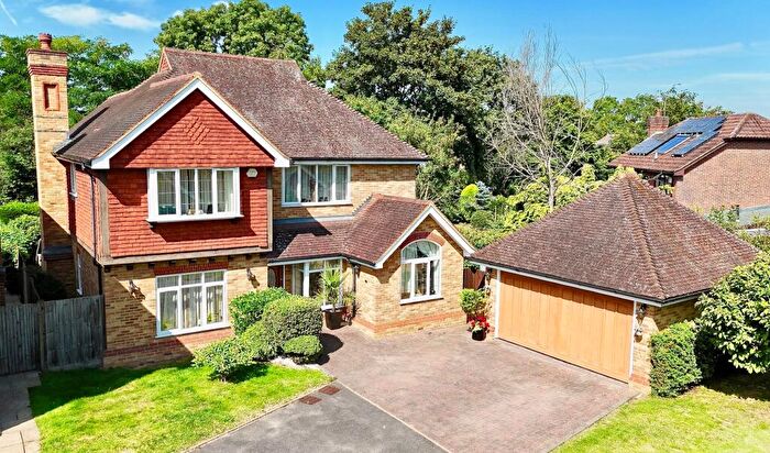 4 Bedroom Detached House For Sale In West View, Ashtead, KT21