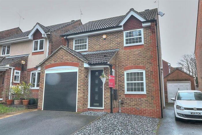 3 Bedroom Detached House To Rent In Hemlock Way, Chandler's Ford, Eastleigh, SO53