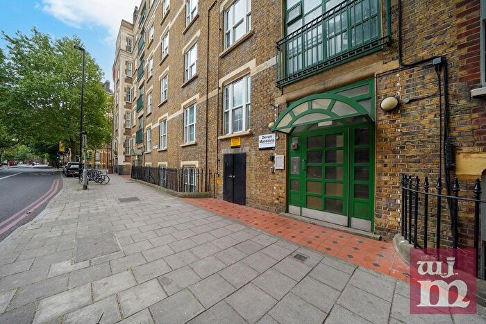 2 Bedroom Flat To Rent In Devon Mansions, Tower Bridge, SE1