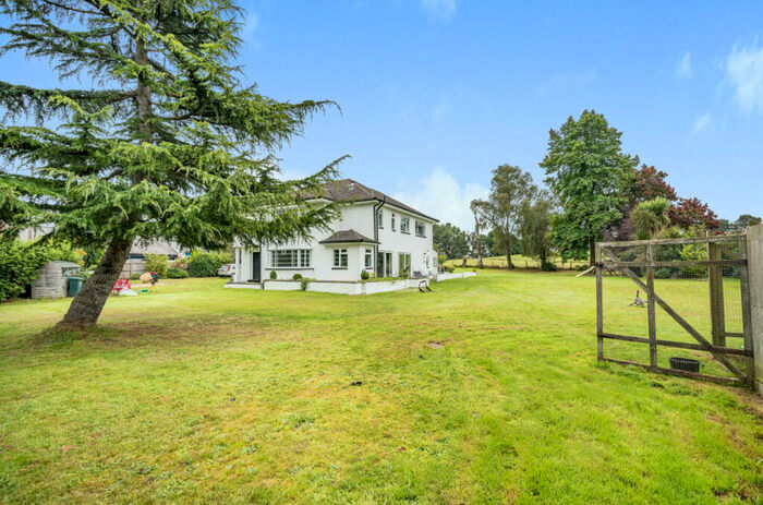 5 Bedroom Detached House For Sale In Romsey Road, Copythorne, Southampton, Hampshire, SO40