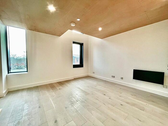 2 Bedroom Apartment To Rent In Sky Gardens, Spinners Way, M15