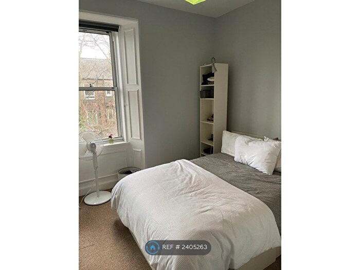 2 Bedroom Flat To Rent In Stewart Terrace, Edinburgh, EH11