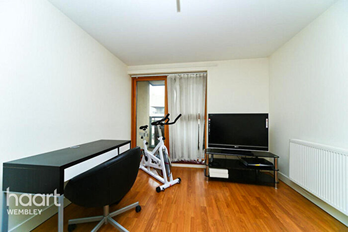 1 Bedroom Apartment To Rent In Shakespeare Road, London, NW10