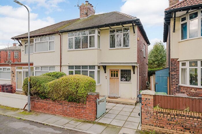 3 Bedroom Semi Detached House For Sale In Brook Vale, Liverpool, L22