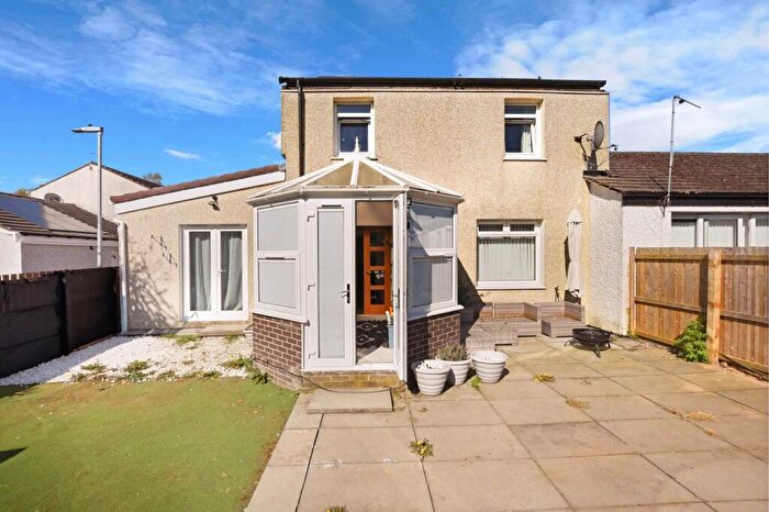 3 Bedroom End Of Terrace House For Sale In Kersland Foot, Girdle Toll, Irvine, KA11