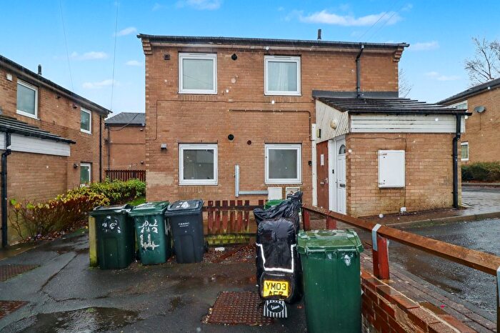 1 Bedroom Flat For Sale In West Bank Close, Keighley, BD22