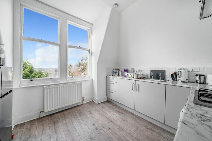 1 Bedroom Flat To Rent In Muswell Hill, London, N10