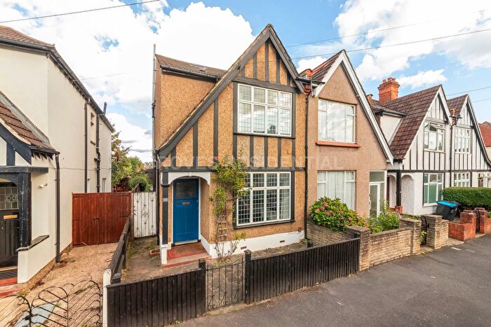 4 Bedroom Semi-Detached House For Sale In Mount Road, New Malden, KT3