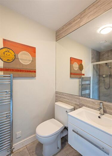 2 Bedroom Flat To Rent In Akenside Terrace, Jesmond, Newcastle Upon Tyne, NE2